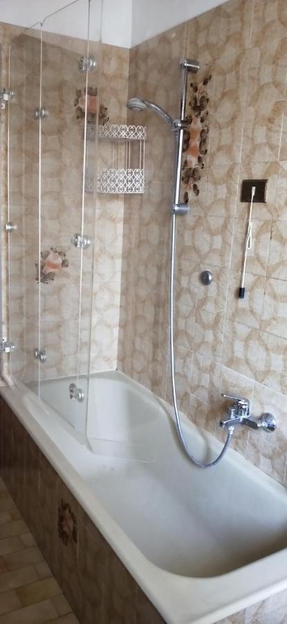 Da Terry Bed & Breakfast Vergiate Zewnętrze zdjęcie